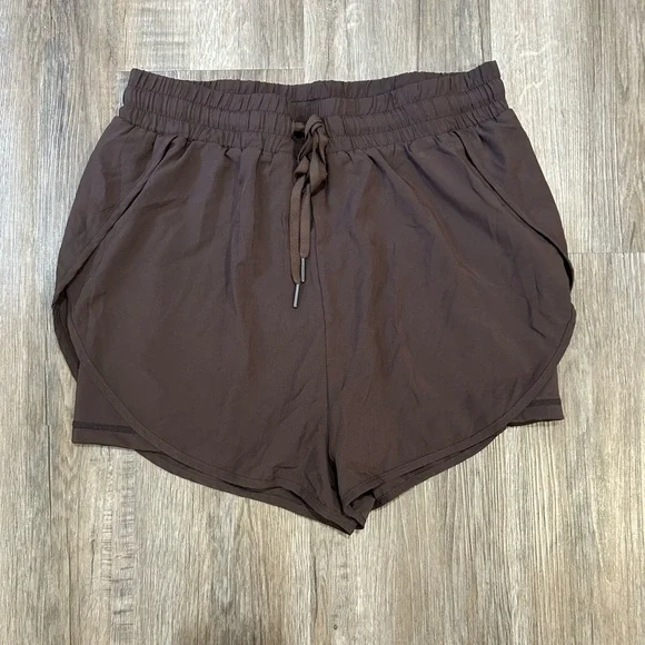 Buff Bunny Women’s Lifesaver Shorts - Dark Brown Size Medium - Picture 3 of 12